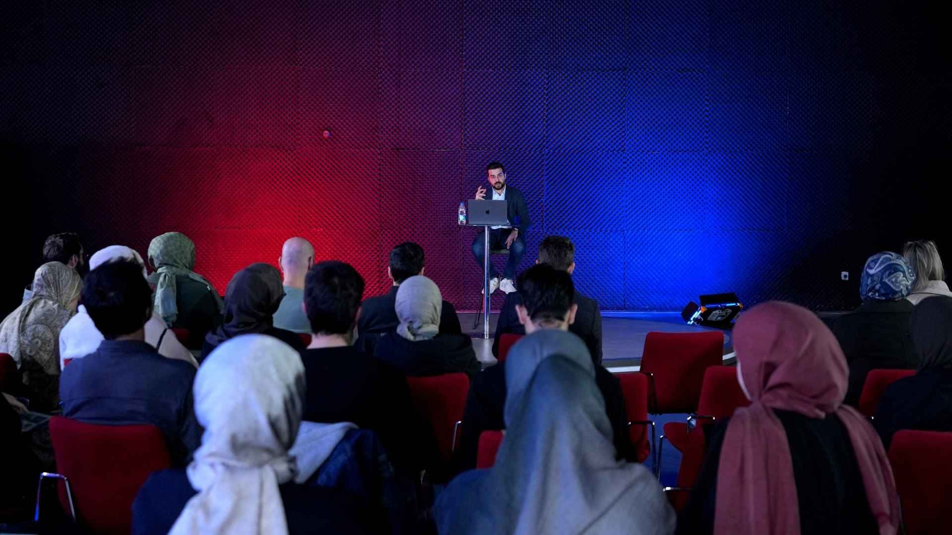 TRT tabii 'Fikirden Ekrana' Seminer Serisi’nin İlk Oturumu Gerçekleştirildi