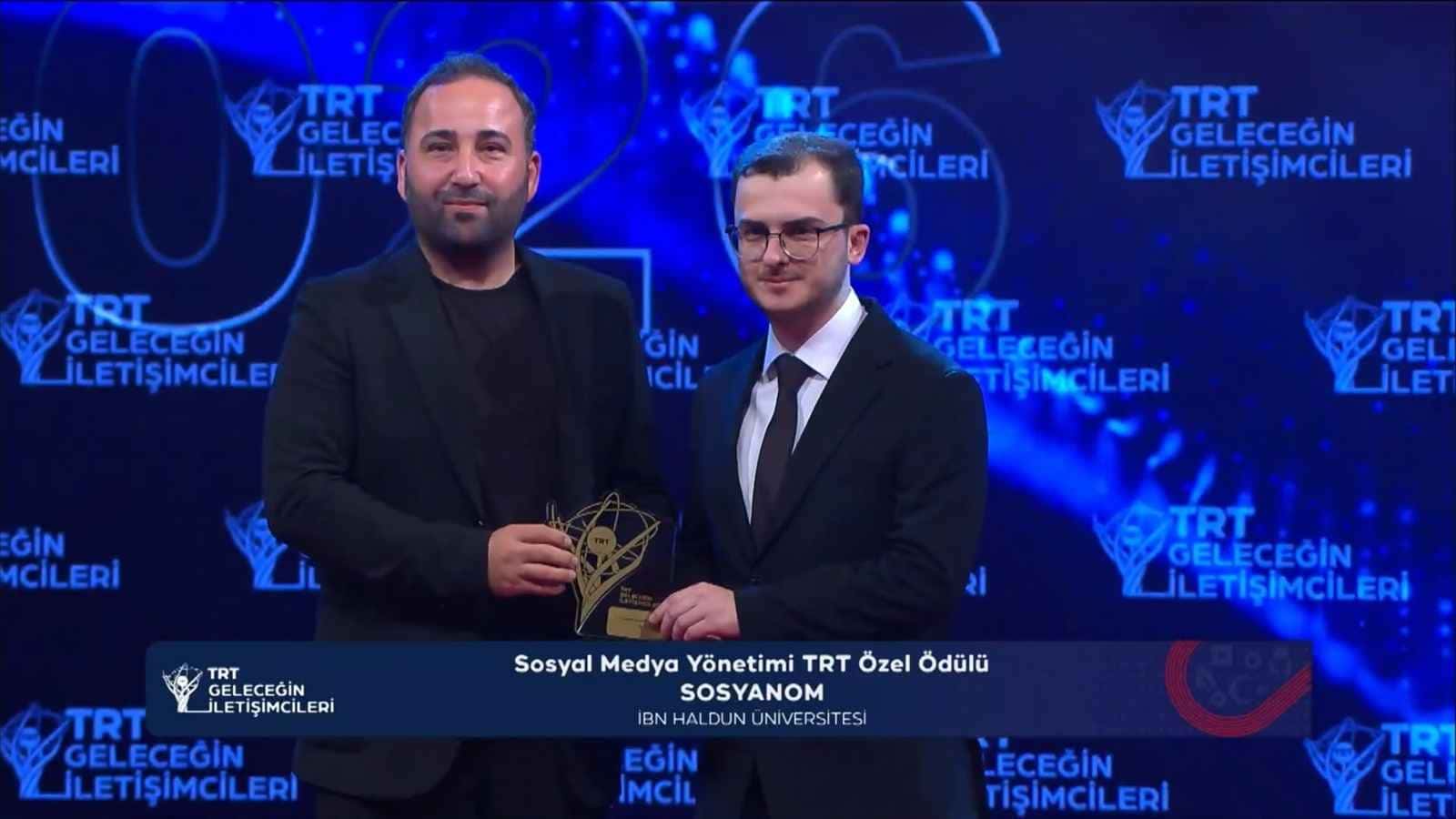 Öğrencilerimizin Kurduğu “Sosyanom” TRT Geleceğin İletişimcileri Yarışması’nda Ödüle Layık Görüldü